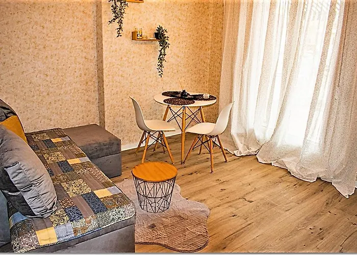 Kassandrou Hot Tub-jakuzzi - 2 Bedrooms - Big Balcony - Center 塞萨洛尼基