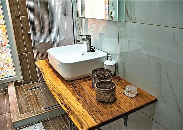 公寓 Kassandrou Hot Tub-jakuzzi - 2 Bedrooms - Big Balcony - Center 塞萨洛尼基