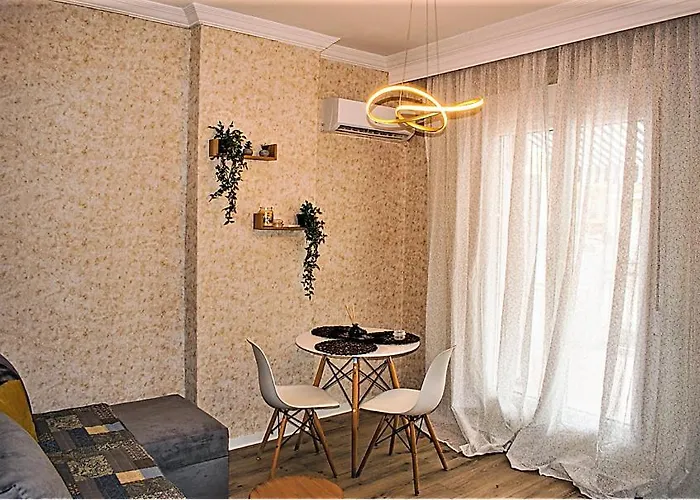 Kassandrou Hot Tub-jakuzzi - 2 Bedrooms - Big Balcony - Center 公寓 塞萨洛尼基