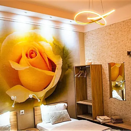 Kassandrou Hot Tub-jakuzzi - 2 Bedrooms - Big Balcony - Center Apartment *
